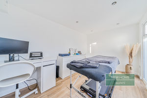 Photo 8- click for photo gallery